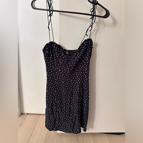 Dresses & Skirts - Polkadot Aritzia dress
